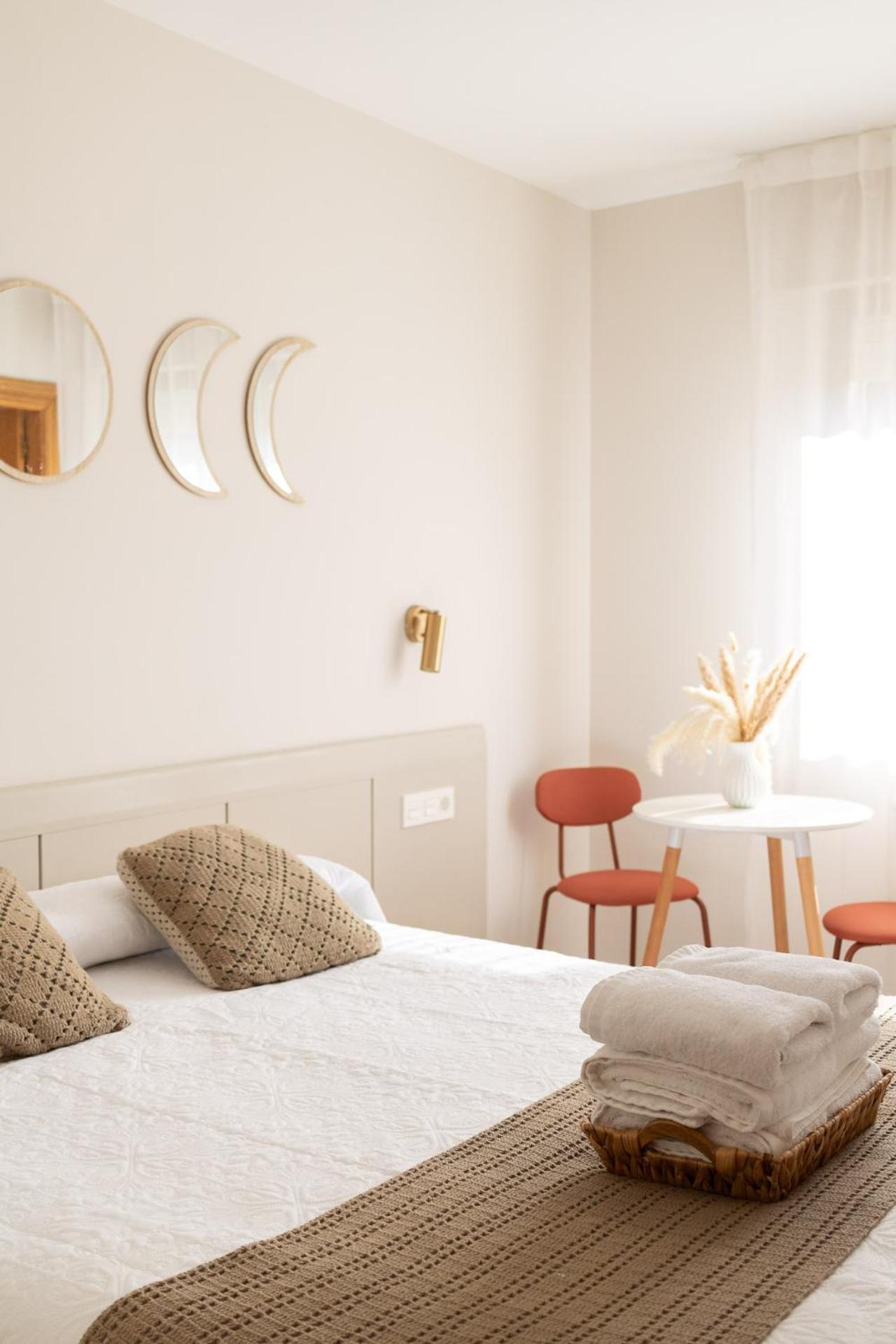 Hostal Lobrega Torrecilla en Cameros Ngoại thất bức ảnh