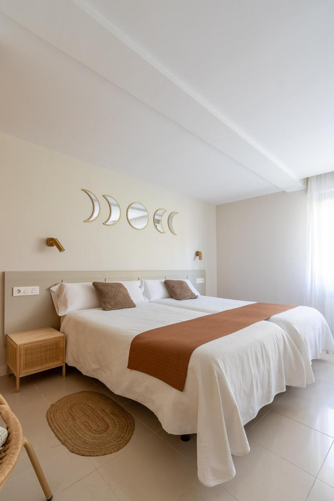Hostal Lobrega Torrecilla en Cameros Ngoại thất bức ảnh